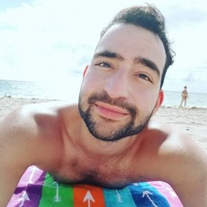 Meet your Posher, Adrian